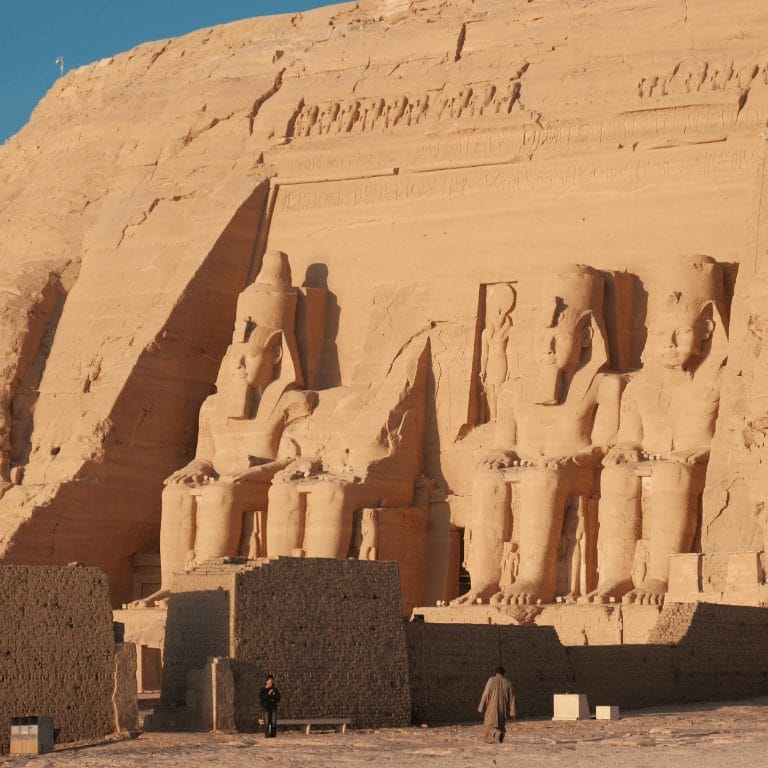 what to wear in Egypt