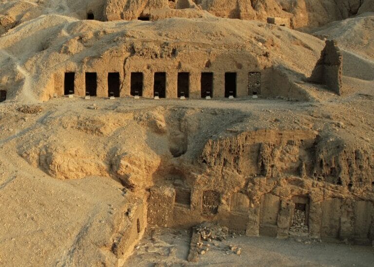 105 Valley of the Kings: Egypt’s Timeless Necropolis