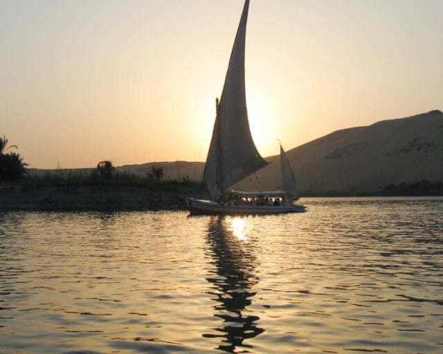 Egypt Explorer – felucca cruise & Red Sea