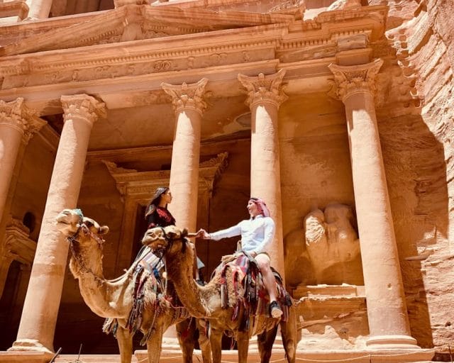 The Ultimate Egypt Jordan Tour for Aussie Explorers - Local Markets and Souvenirs